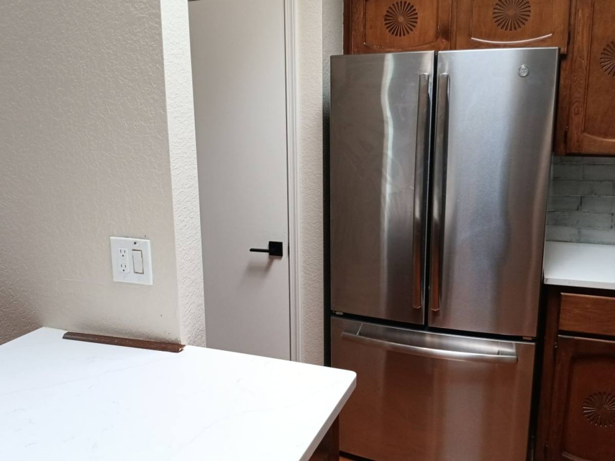 House for rent at 10404 Griffith Park Dr NE, Albuquerque, NM 87123