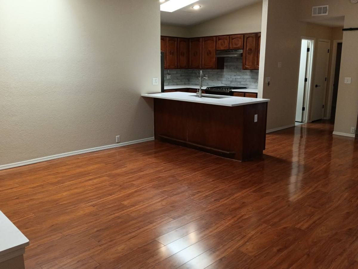 House for rent at 10404 Griffith Park Dr NE, Albuquerque, NM 87123