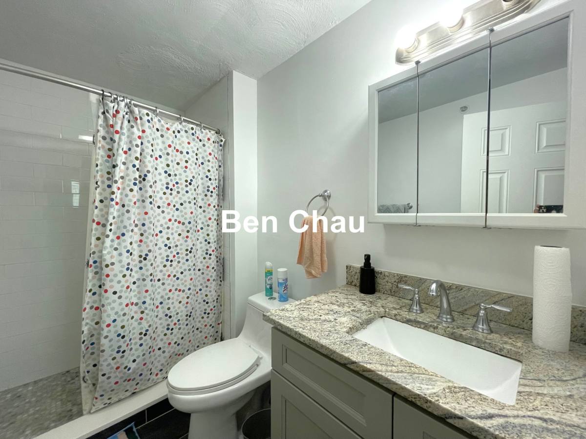 House for rent at 48 Derby St #1B, Somerville, MA 02145