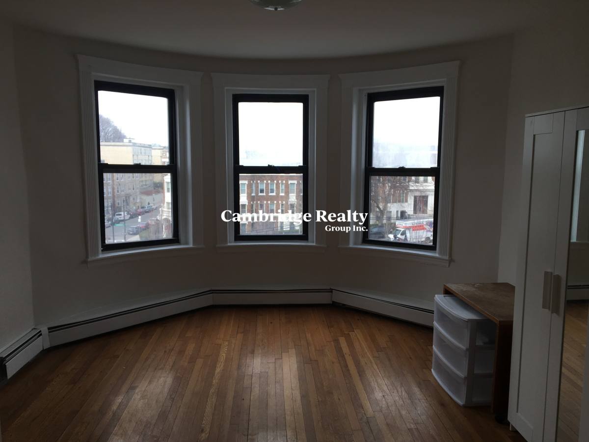 Apartment for rent at 1680 Commonwealth Ave #4T, Brighton, MA 02135
