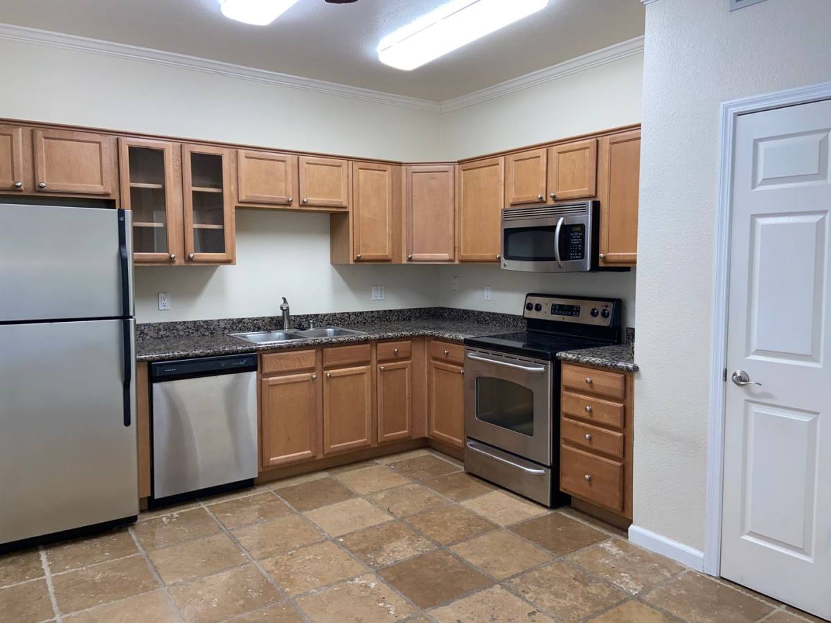 Condo for rent at 885 Halidon Way, Folsom, CA 95630