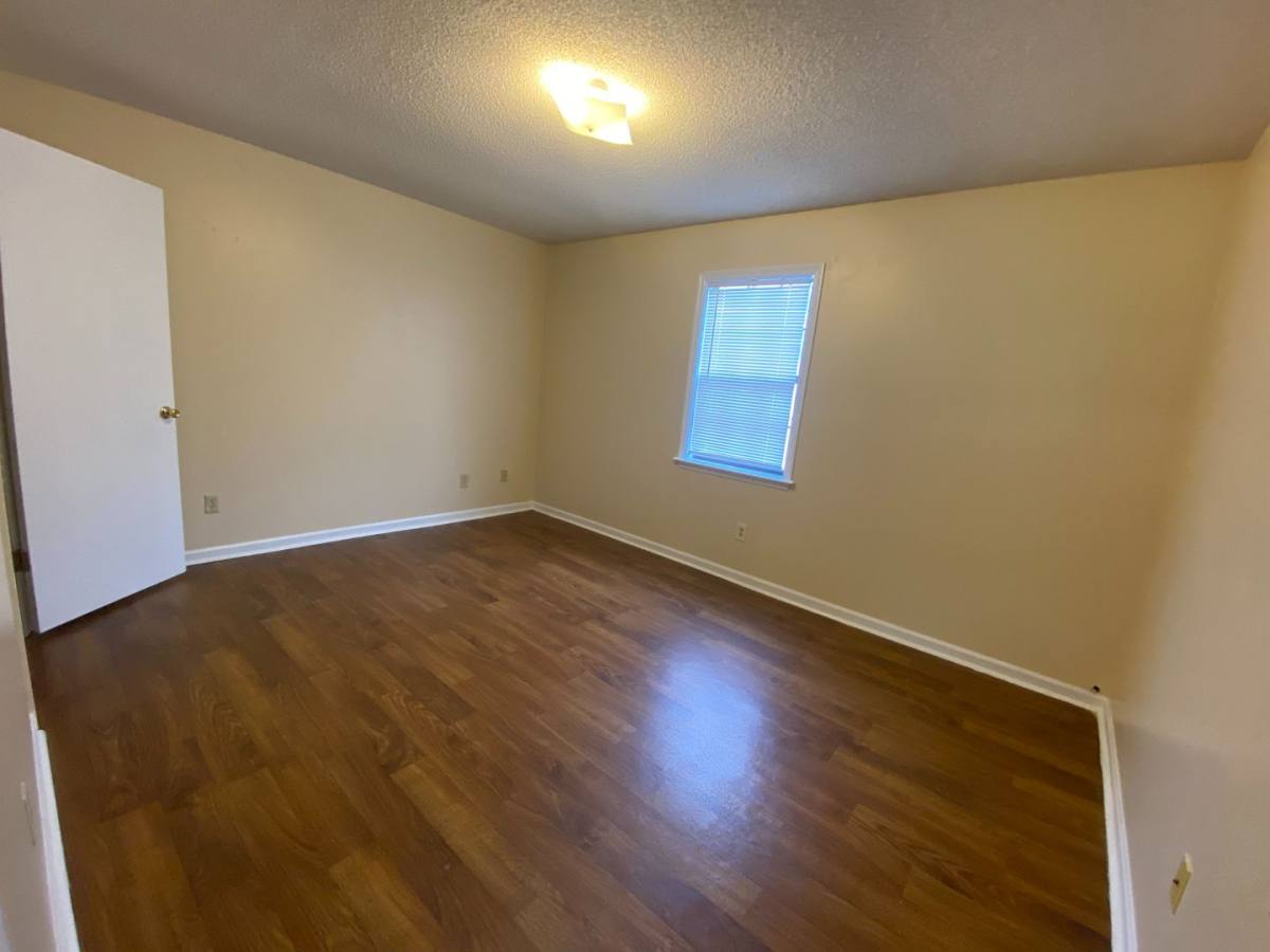 Apartment for rent at 6111 Vinnie Dr, Valdosta, GA 31605