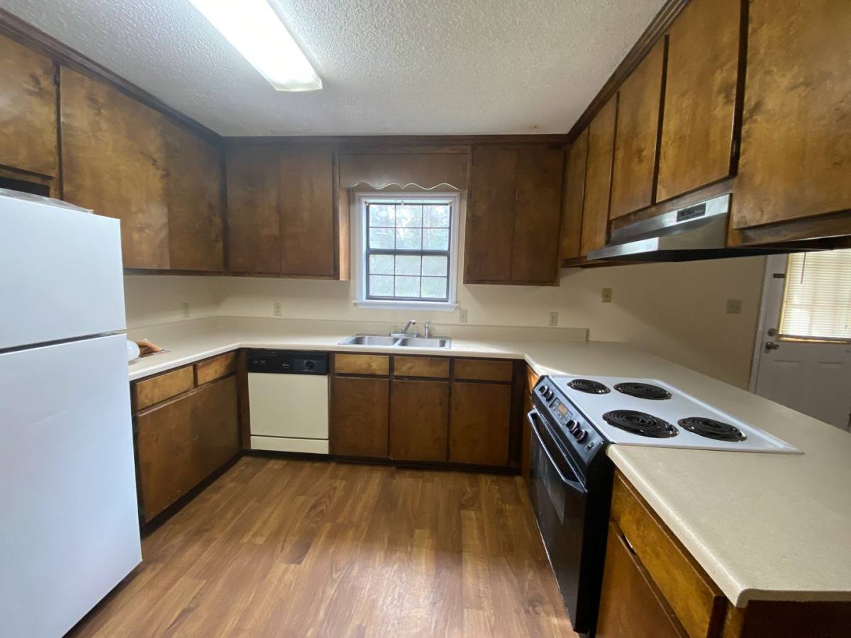 Apartment for rent at 6111 Vinnie Dr, Valdosta, GA 31605