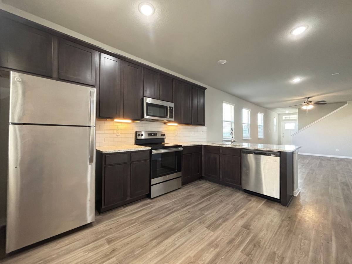 Townhouse for rent at 330 Caleb Court, Cibolo, TX 78108