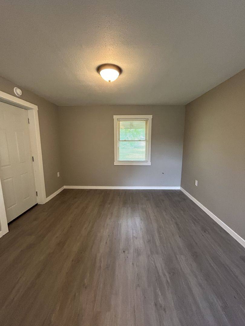 Apartment for rent at 2379 Locust Rd, Fort Scott, KS 66701