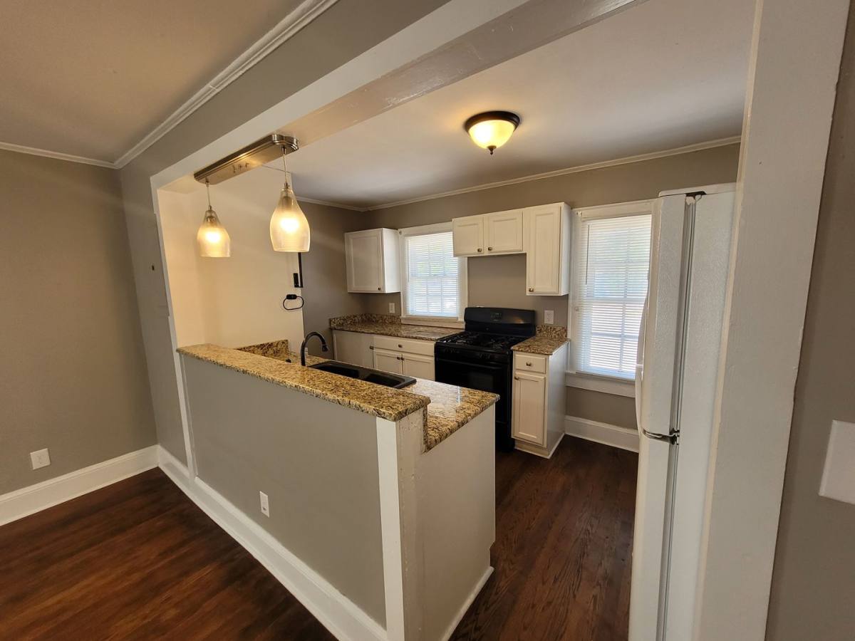 Apartment for rent at 417 E Front St, Statesville, NC 28677
