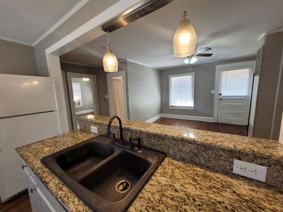 Apartment for rent at 417 E Front St, Statesville, NC 28677