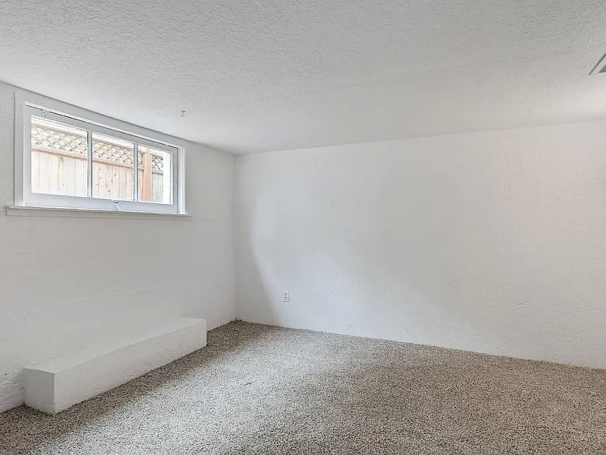 House for rent at 812 SW 11th St, Corvallis, OR 97333