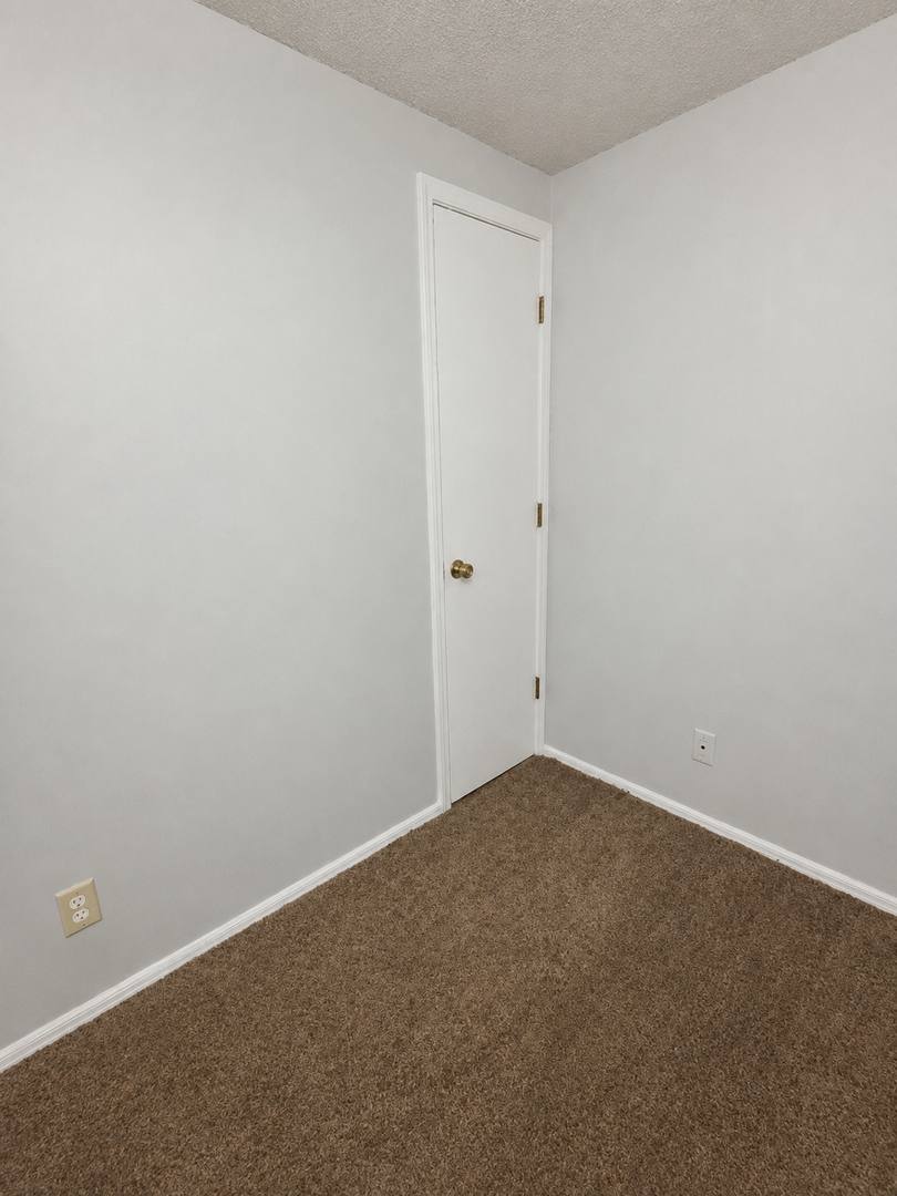 Apartment for rent at 1224 E Selma, Wichita, KS 67216