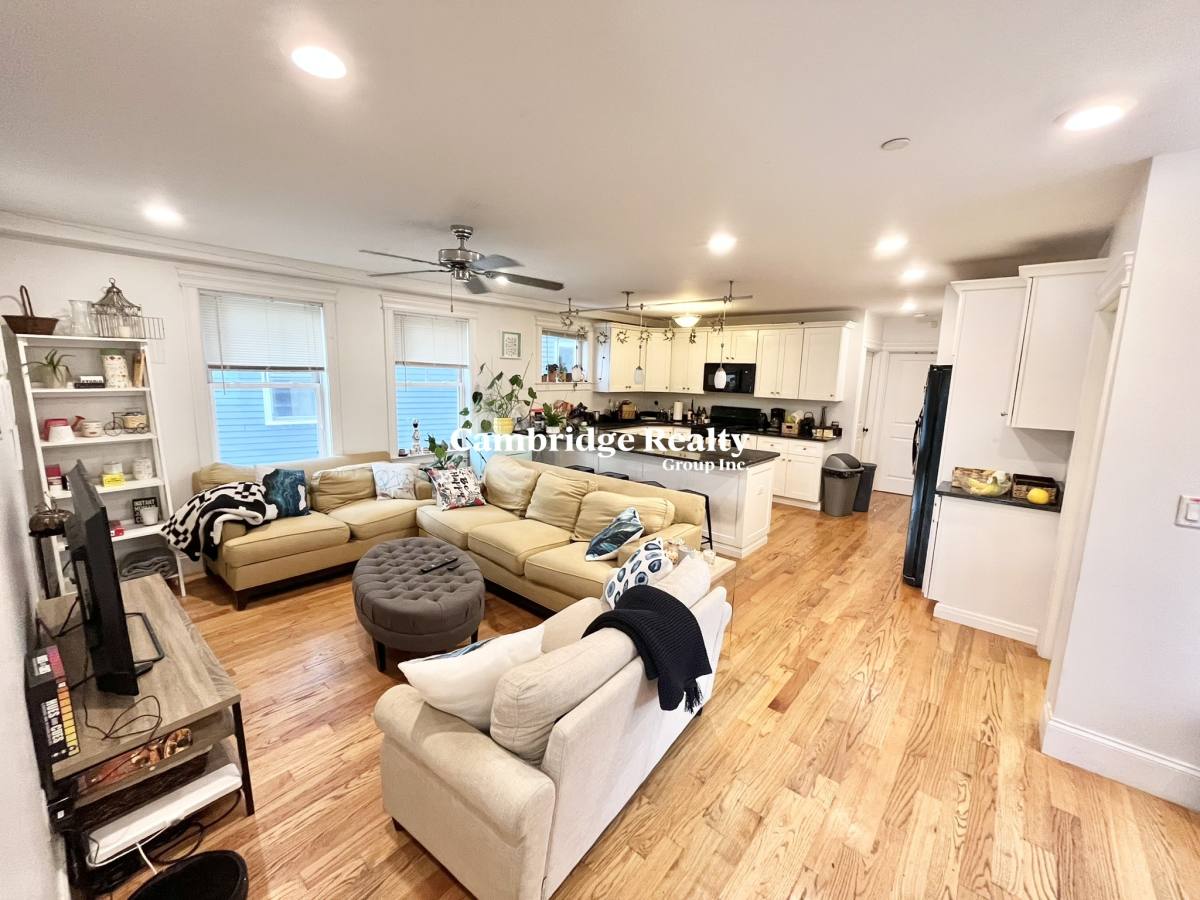 House for rent at 6 Fern St #6T, Allston, MA 02134