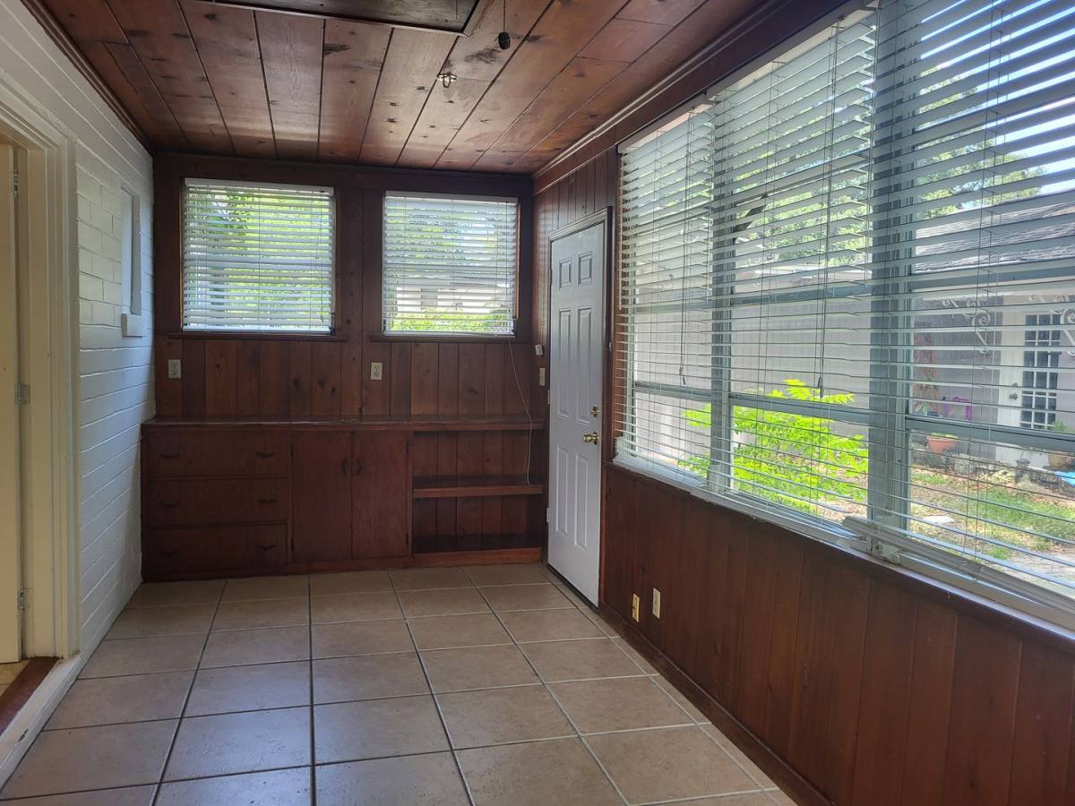 House for rent at 1712 E Kaley Ave, Orlando, FL 32806
