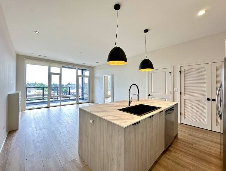 Apartment for rent at 6340 W Belmont Ave #206, Chicago, IL 60634