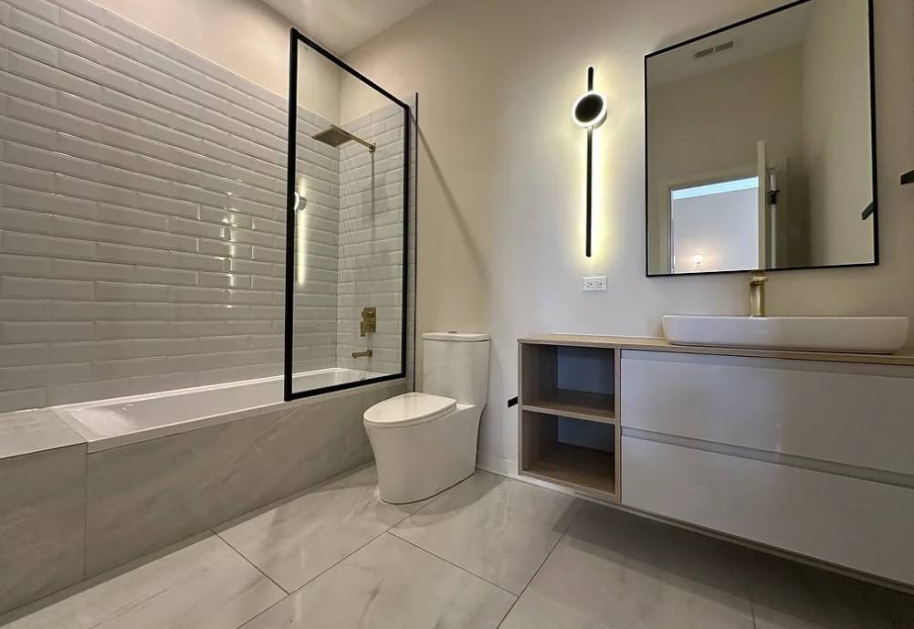 Apartment for rent at 6340 W Belmont Ave #206, Chicago, IL 60634