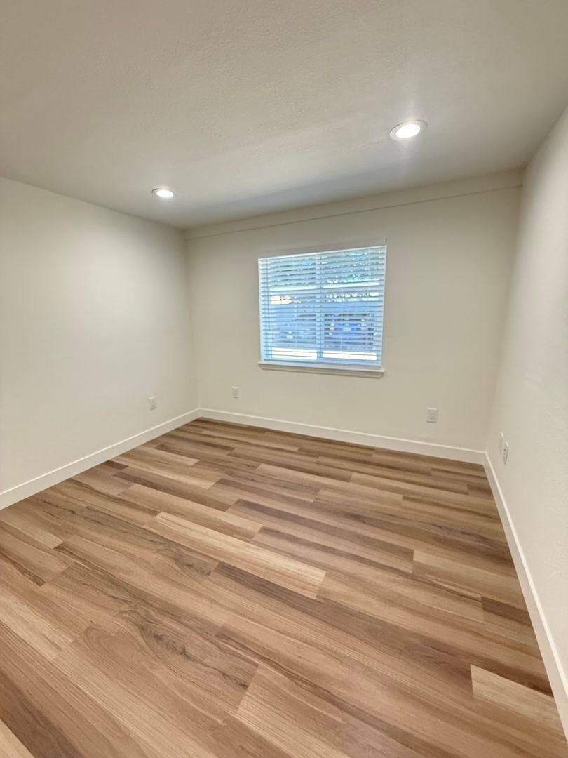 Apartment for rent at 1981 Saint Lawrence Dr, Santa Clara, CA 95051