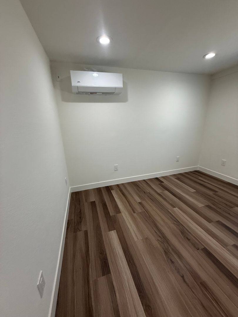 Apartment for rent at 1981 Saint Lawrence Dr, Santa Clara, CA 95051