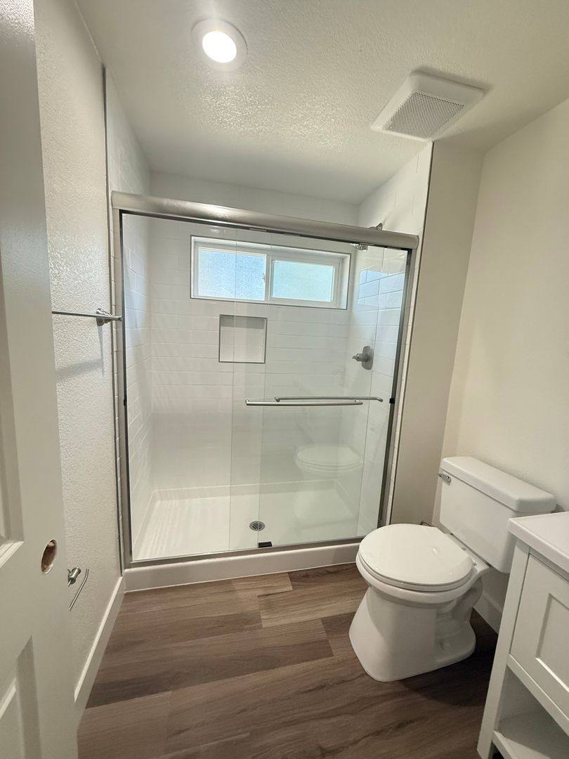 Apartment for rent at 1981 Saint Lawrence Dr, Santa Clara, CA 95051