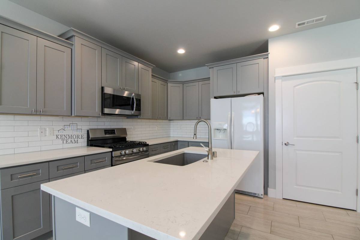 Townhouse for rent at 9114 Ruven St, Pasco, WA 99301