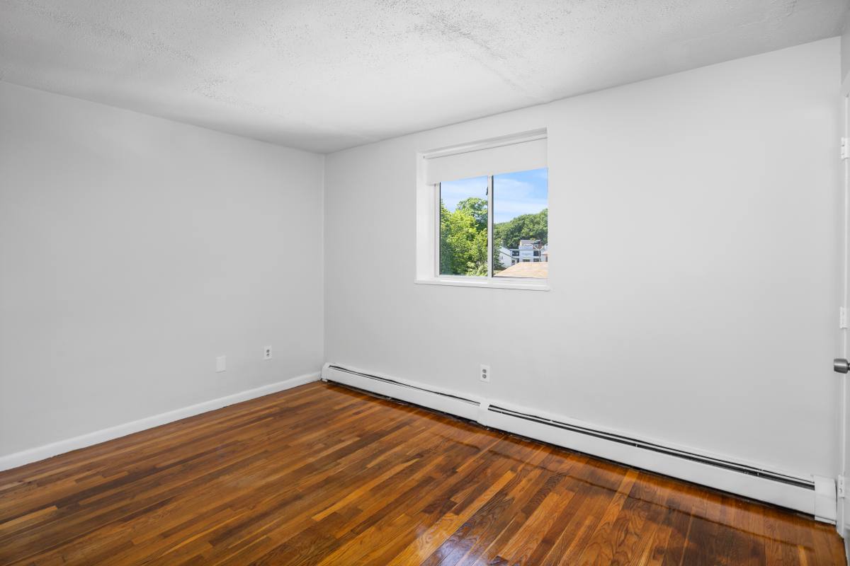 Apartment for rent at 572 Cummins Highway 16, Mattapan, MA 02126