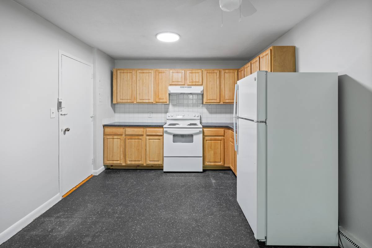 Apartment for rent at 572 Cummins Highway 16, Mattapan, MA 02126