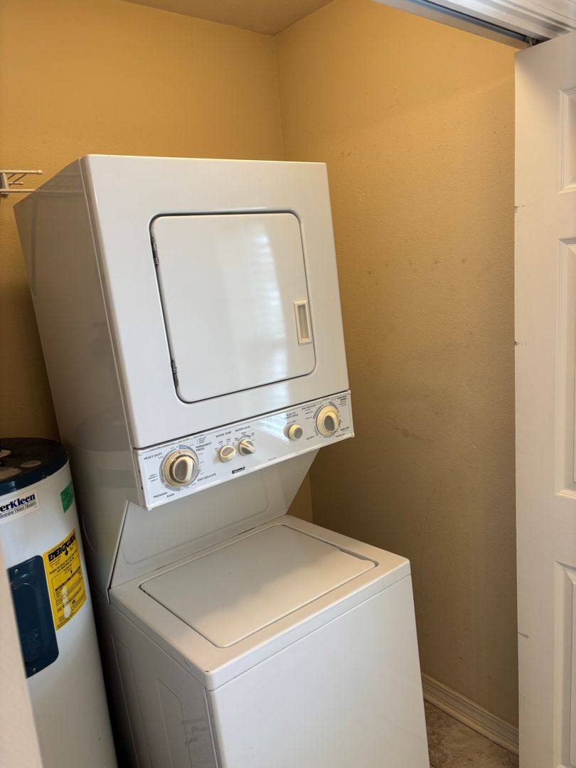 Townhouse for rent at 16032 Innerarity Point Rd, Pensacola, FL 32507
