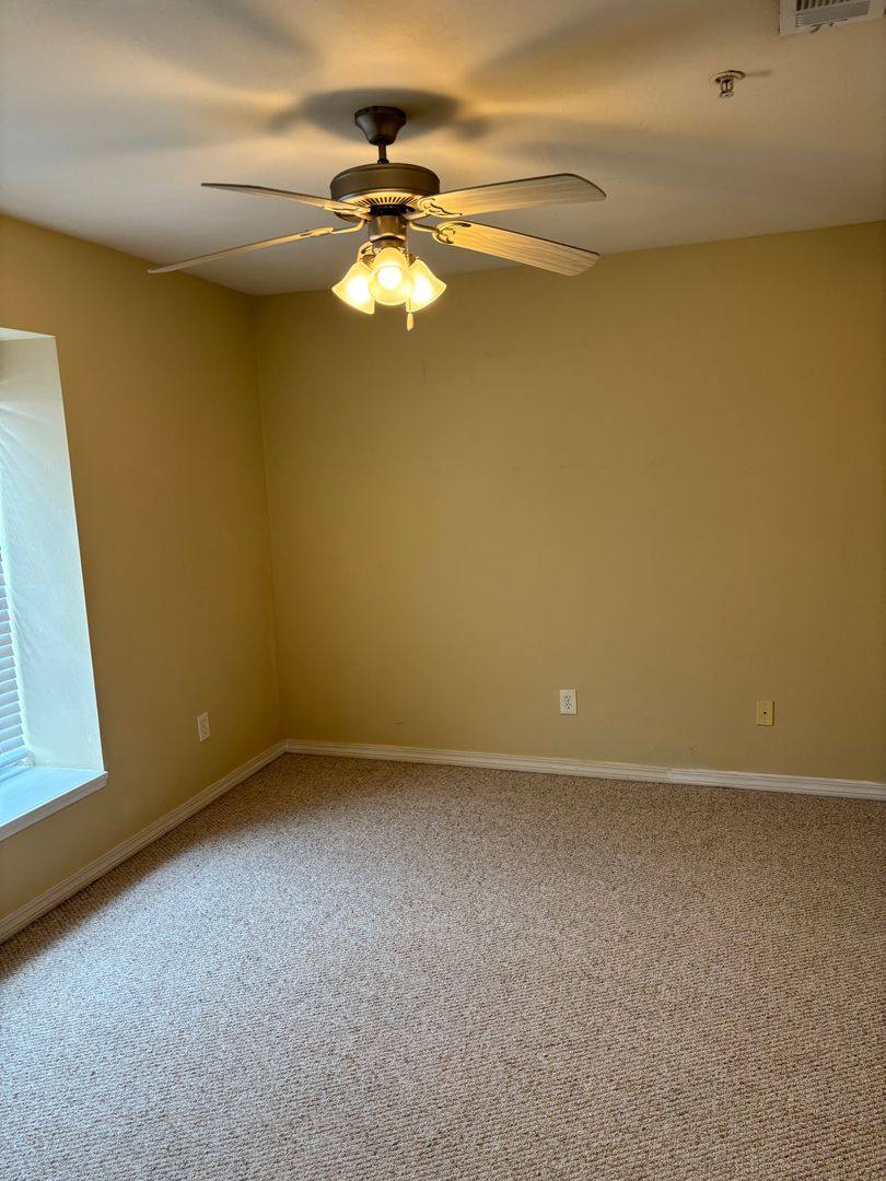 Townhouse for rent at 16032 Innerarity Point Rd, Pensacola, FL 32507