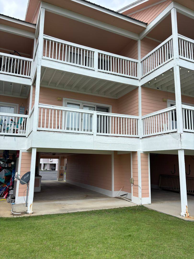 Townhouse for rent at 16032 Innerarity Point Rd, Pensacola, FL 32507