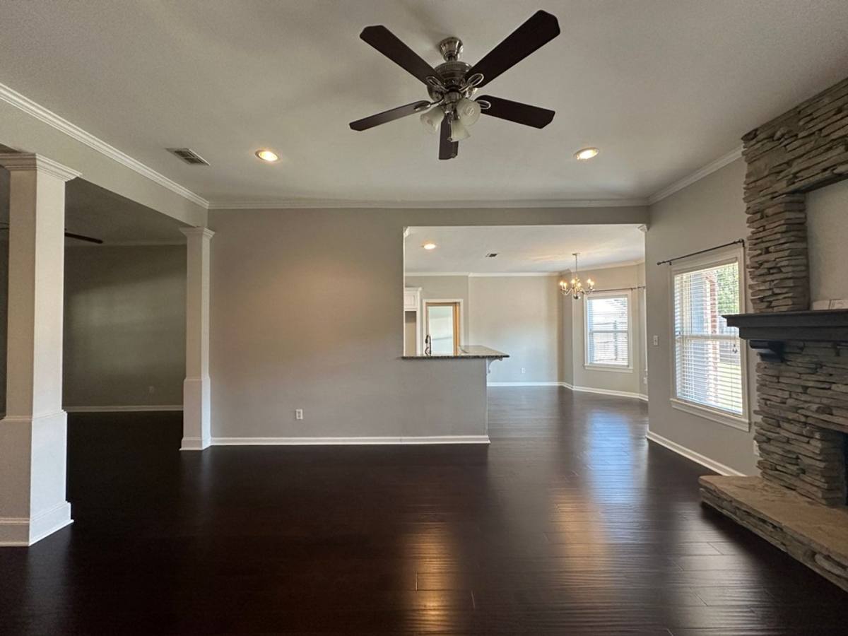 House for rent at 800 Rugby Lane, Whitehouse, TX 75791