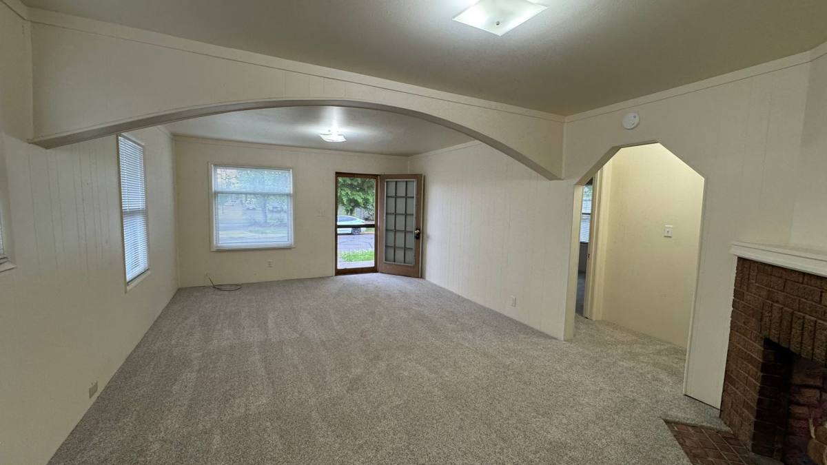 House for rent at 744 Taylor St, Eugene, OR 97402