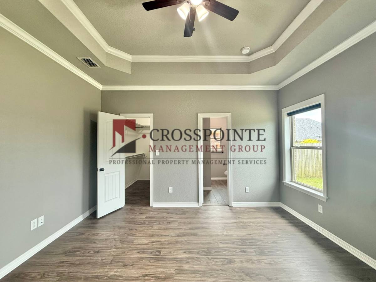 House for rent at 332 Kingdom Blvd, Lindale, TX 75771