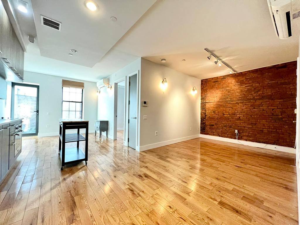 Apartment for rent at 72 Willoughby St #4G, Brooklyn, NY 11201