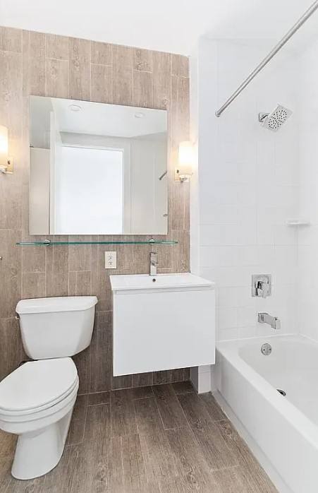 Apartment for rent at 120 Church St #1809, New York, NY 10007