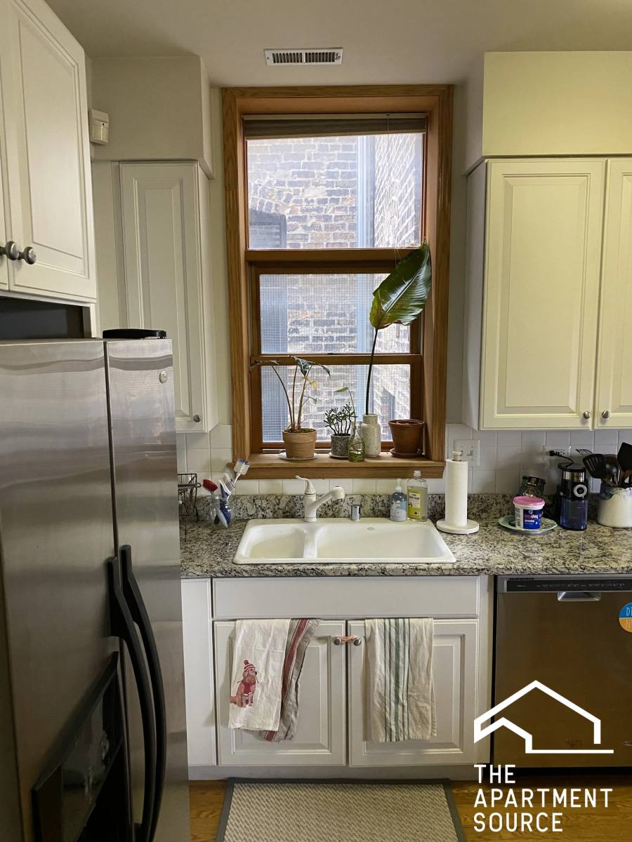 Apartment for rent at 509 N Racine Ave #4S, Chicago, IL 60642