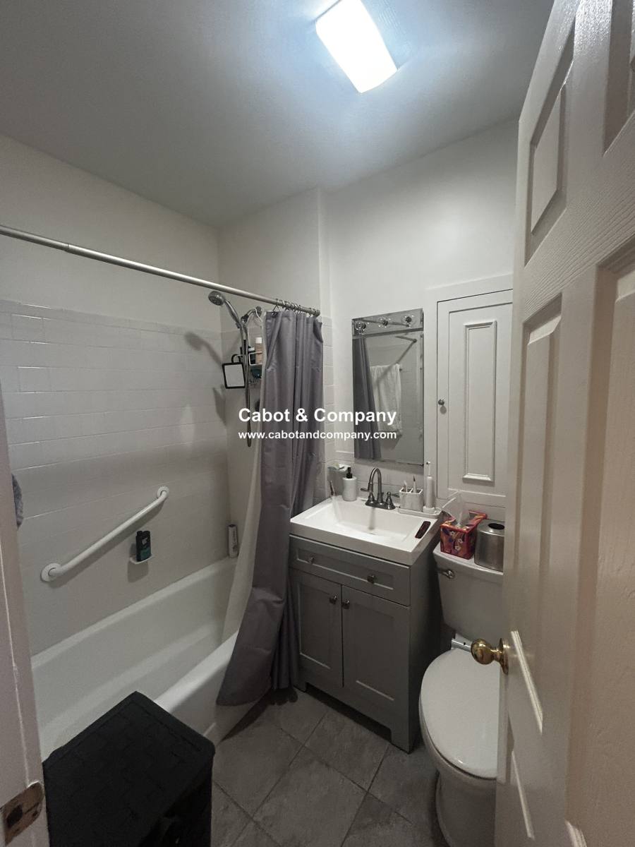 Apartment for rent at 65 Berkeley St #1, Boston, MA 02116