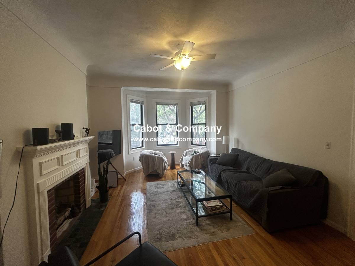 Apartment for rent at 65 Berkeley St #1, Boston, MA 02116