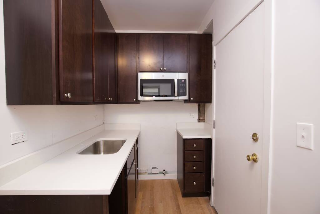 Apartment for rent at 3298 Schubert, Chicago, IL 60647