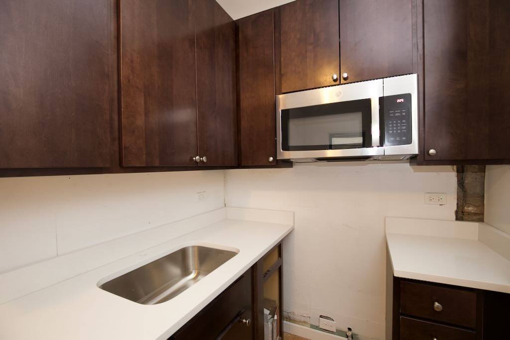 Apartment for rent at 3298 Schubert, Chicago, IL 60647