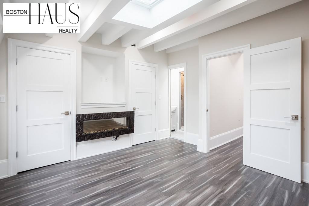 Apartment for rent at 45 Clarendon St, Boston, MA 02116