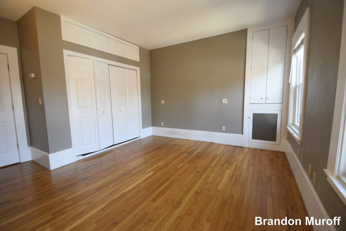 Apartment for rent at 1402 Beacon St #3, Brookline, MA 02446