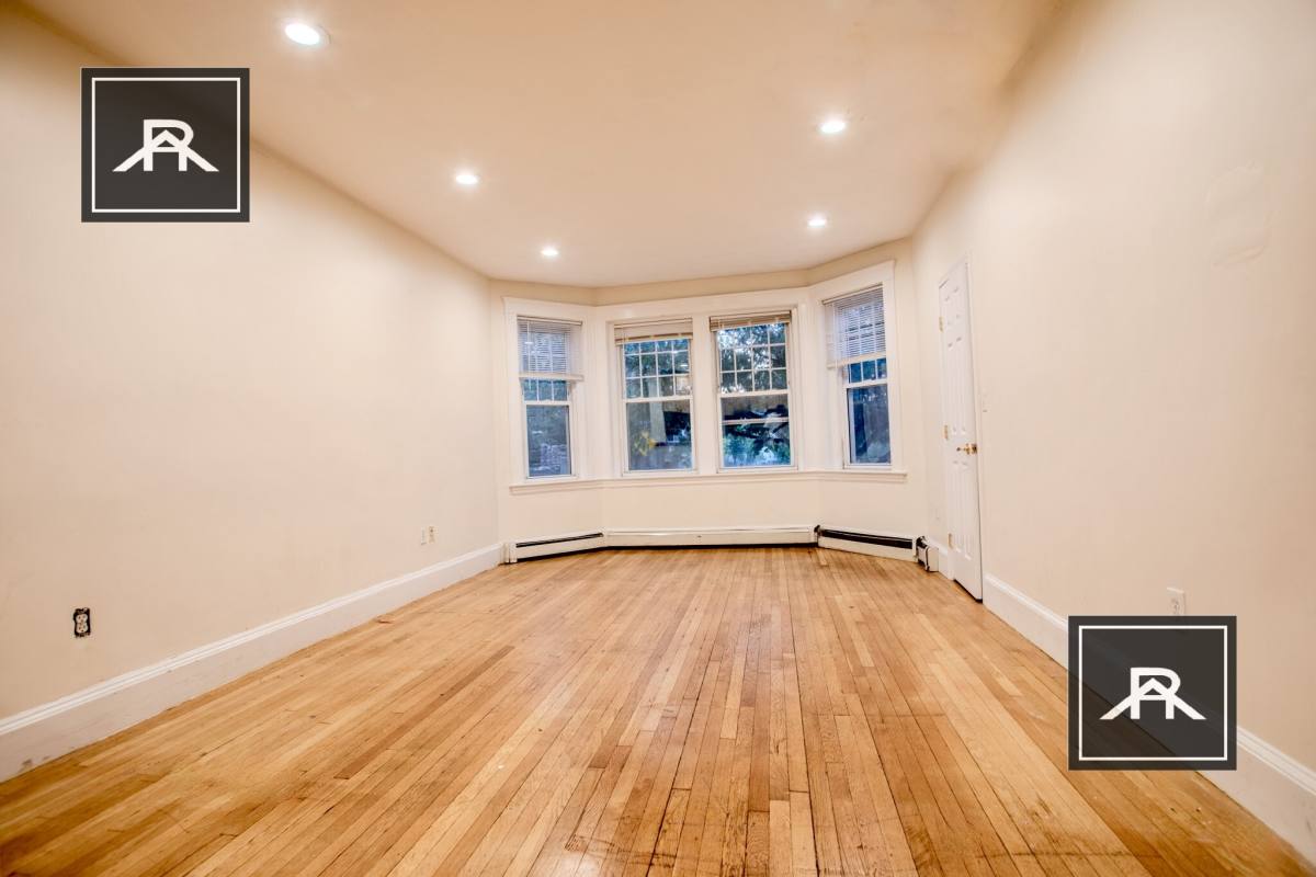 Apartment for rent at 61 Babcock St #1, Brookline, MA 02446