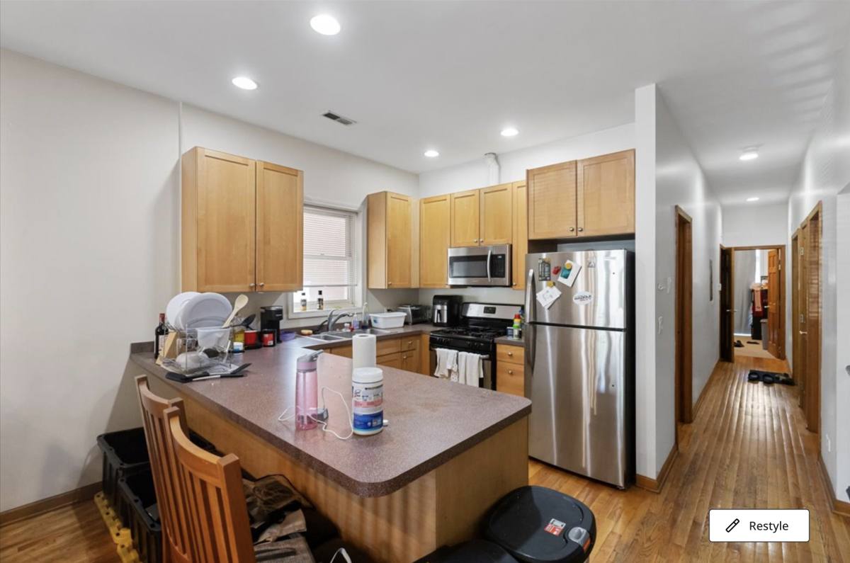 Apartment for rent at 2338 Greenview #1, Chicago, IL 60614