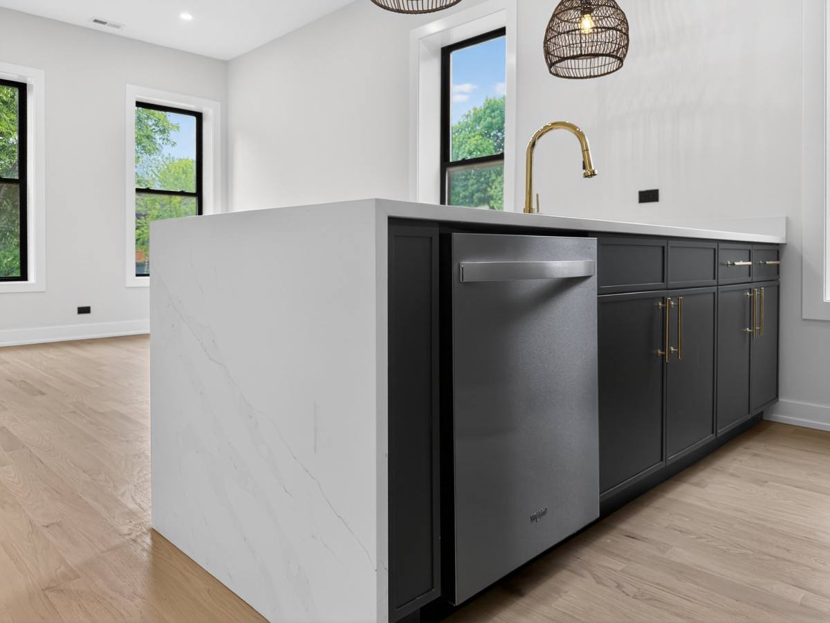 Apartment for rent at 1416 N Maplewood, Chicago, IL 60622