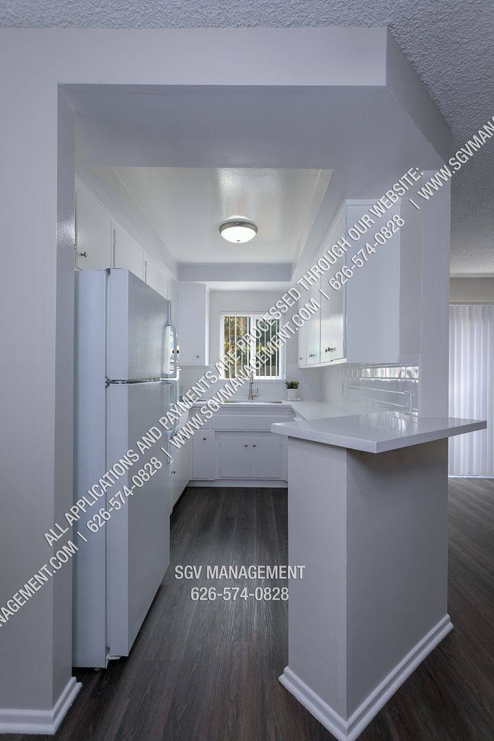 Apartment for rent at 485 S Los Robles Ave, Pasadena, CA 91101