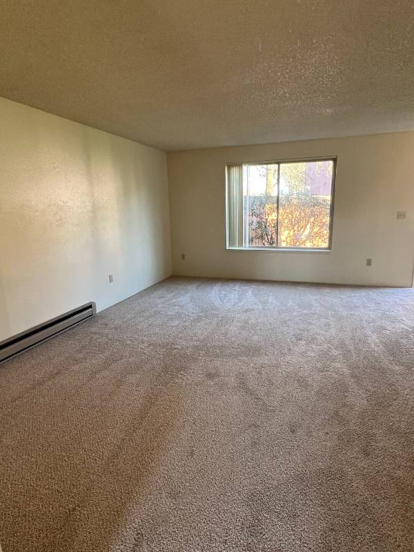 Townhouse for rent at 100-190 SE Viewmont Ave, Corvallis, OR 97333