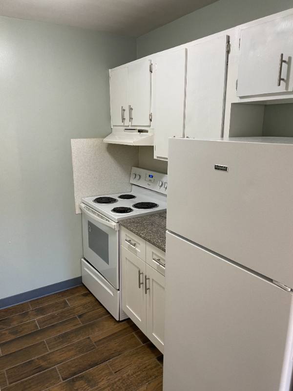 Apartment for rent at 616 S Main St, Shreve, OH 44676