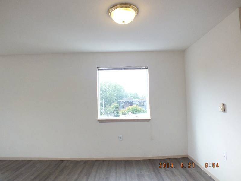 Apartment for rent at 12549 28th Ave NE, Seattle, WA 98125