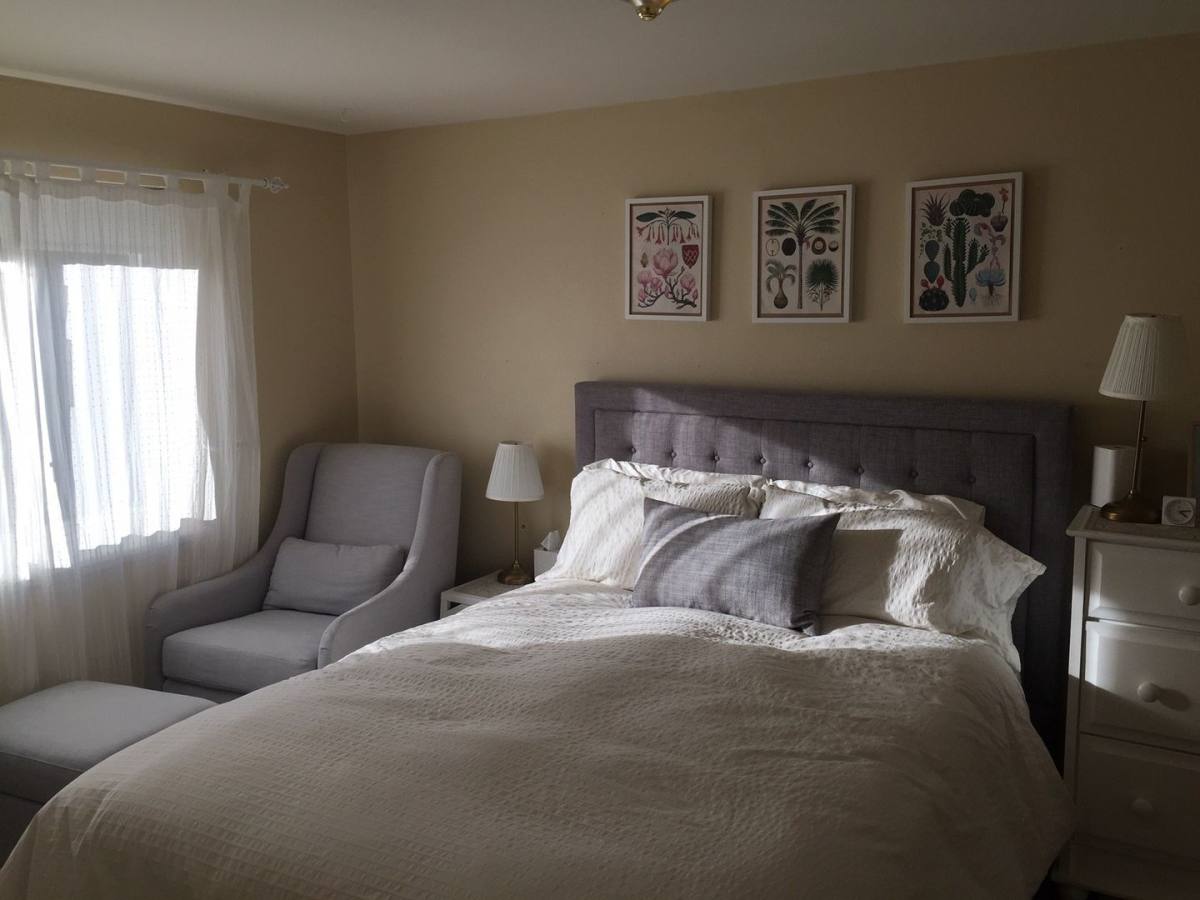 Apartment for rent at 1212 5th Ave N, Seattle, WA 98109