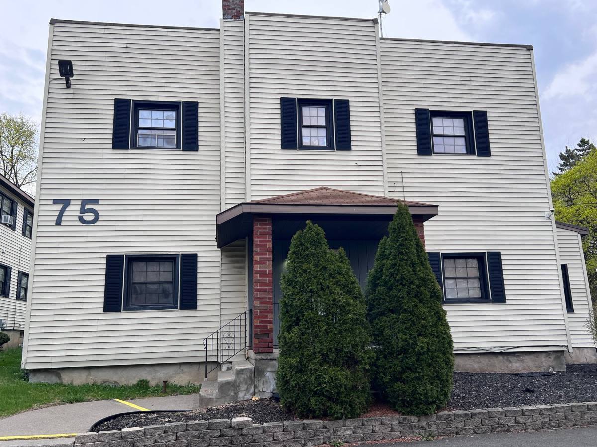 Apartment for rent at 75-79 11th St, Troy, NY 12180