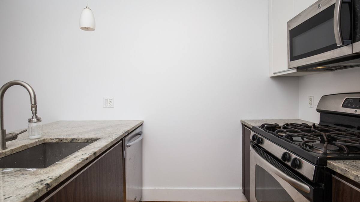 Apartment for rent at 836 Bergen St, Brooklyn, NY 11238