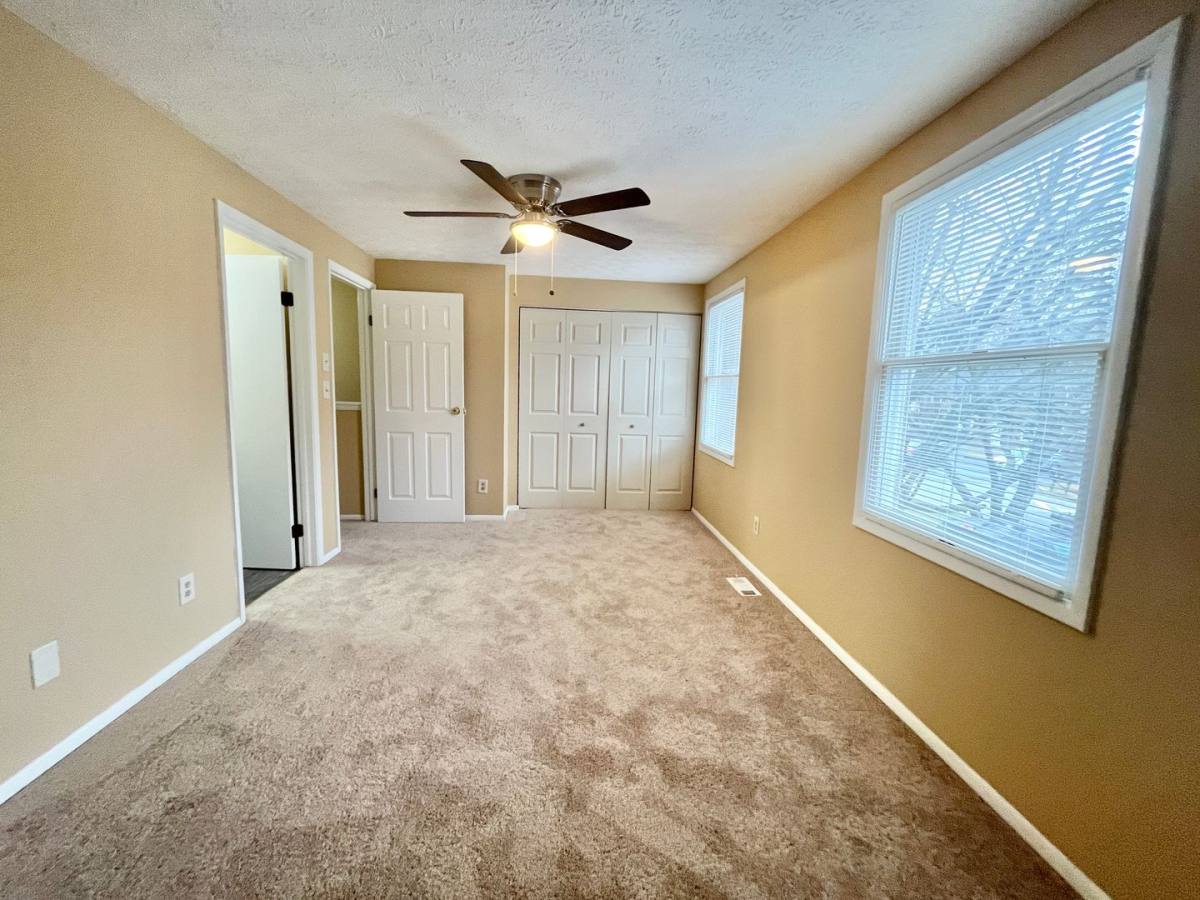 Townhouse for rent at 6418 Meadow Rue Dr, Peachtree Corners, GA 30092