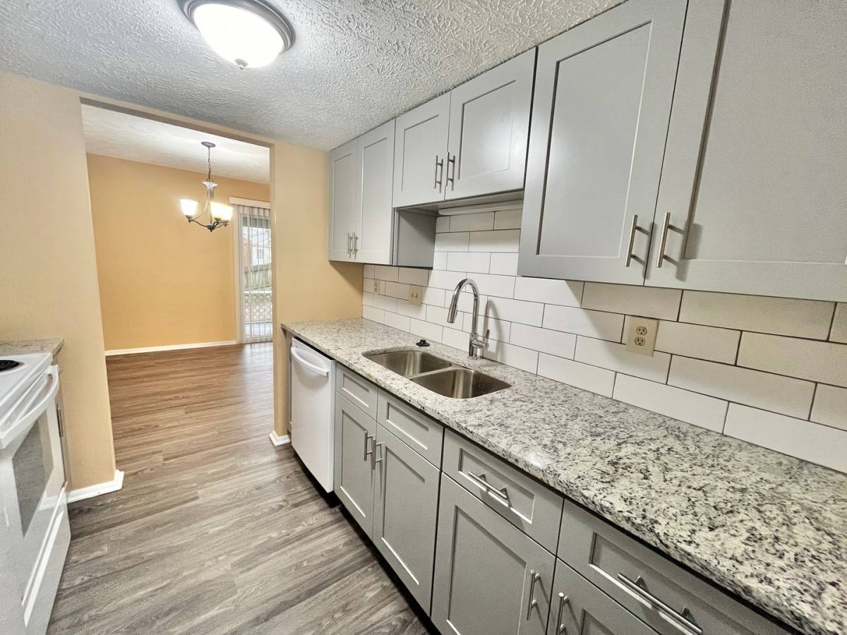 Townhouse for rent at 6418 Meadow Rue Dr, Peachtree Corners, GA 30092